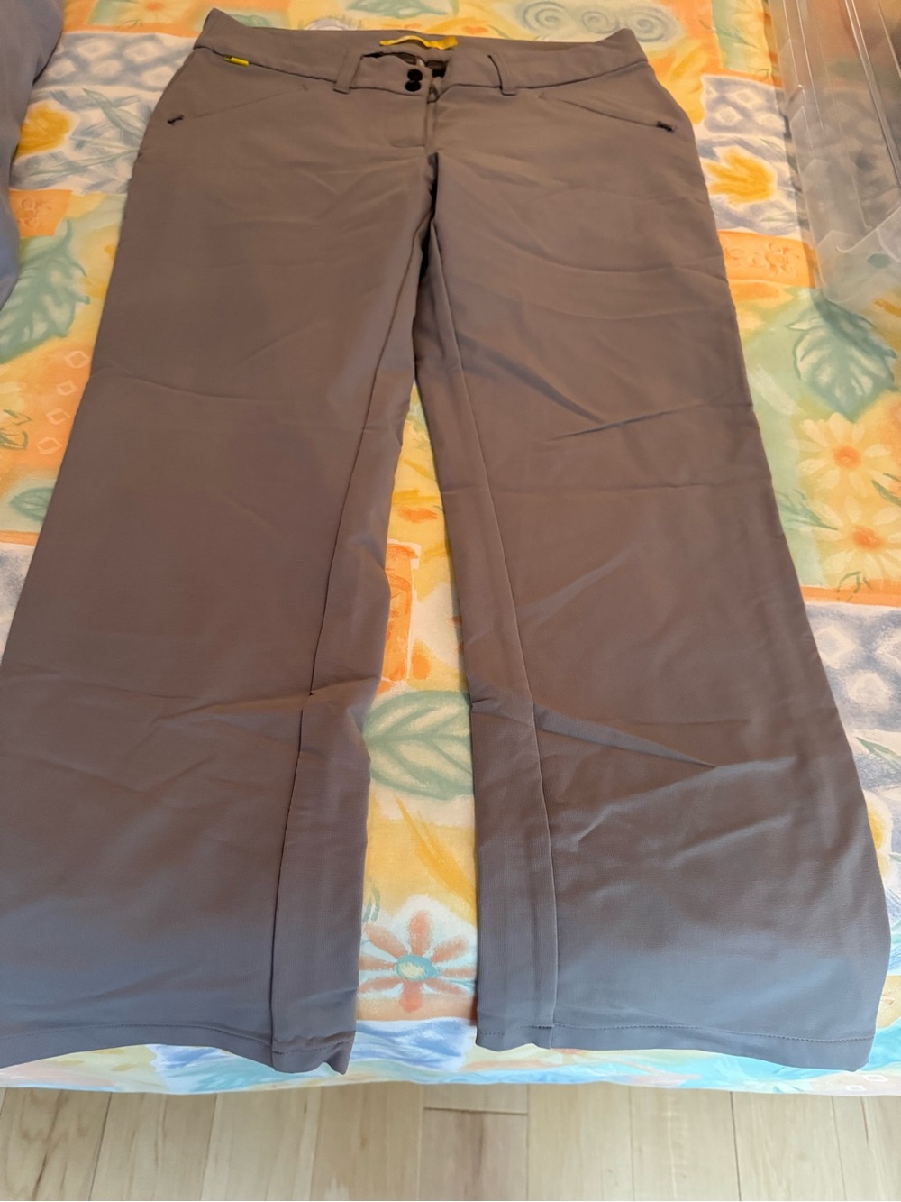Lole like new hiking Pants in Gray